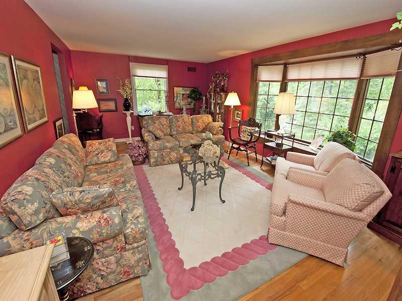 1716 Fox Chapel Road Pittsburgh, PA 15238 - Photo 4 of 21 Living Room.