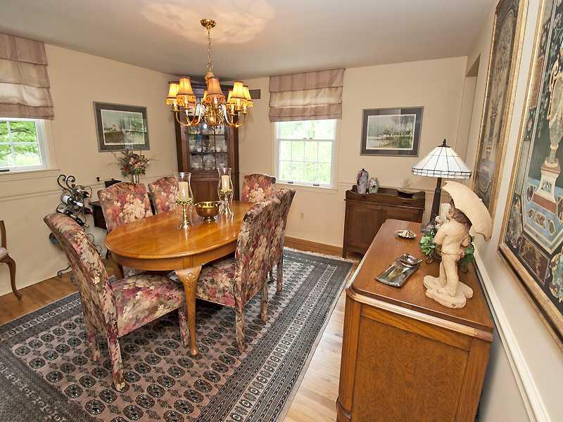 1716 Fox Chapel Road Pittsburgh, PA 15238 - Photo 10 of 21 Dining Room.
