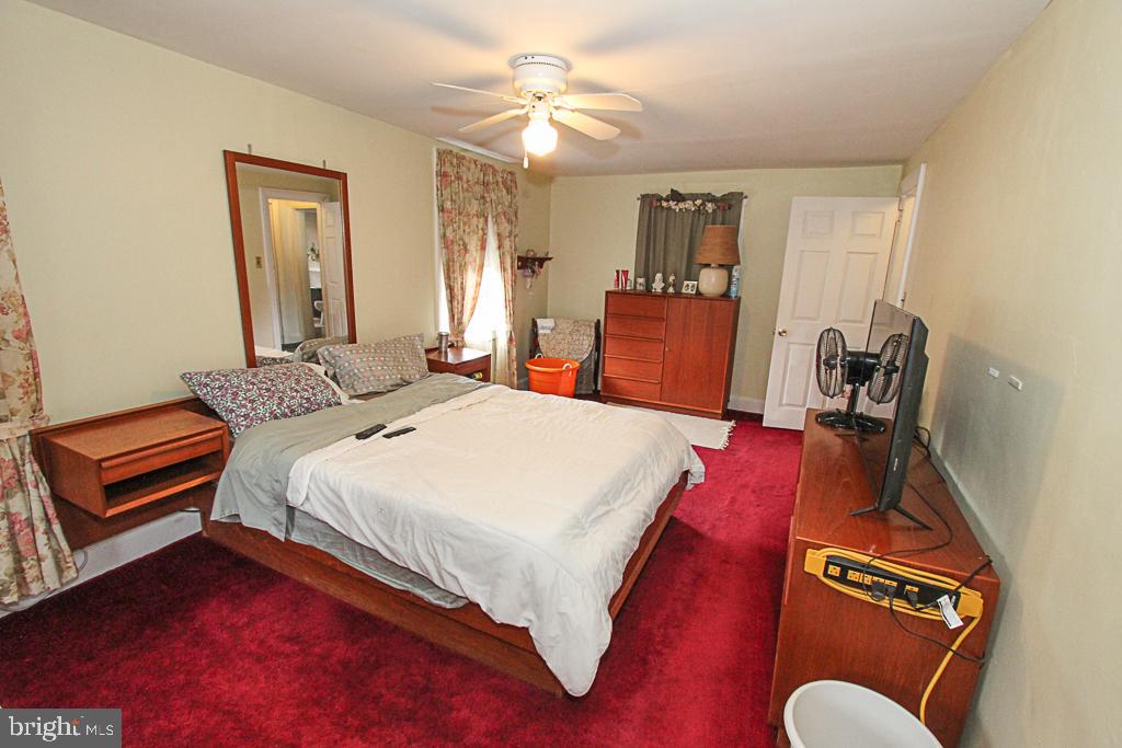 2085 Spinnerstown Road Quakertown, PA 18951 - Photo 14 of 31 Gallery Image 14