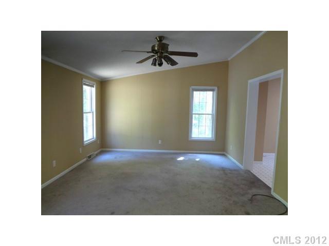 3303 Oscar Privette Road Matthews, NC 28104 - Photo 7 of 10 Gallery Image 7