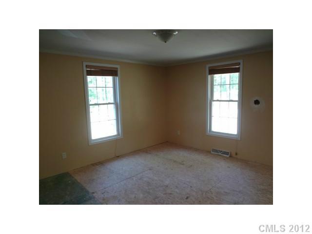 3303 Oscar Privette Road Matthews, NC 28104 - Photo 8 of 10 Gallery Image 8
