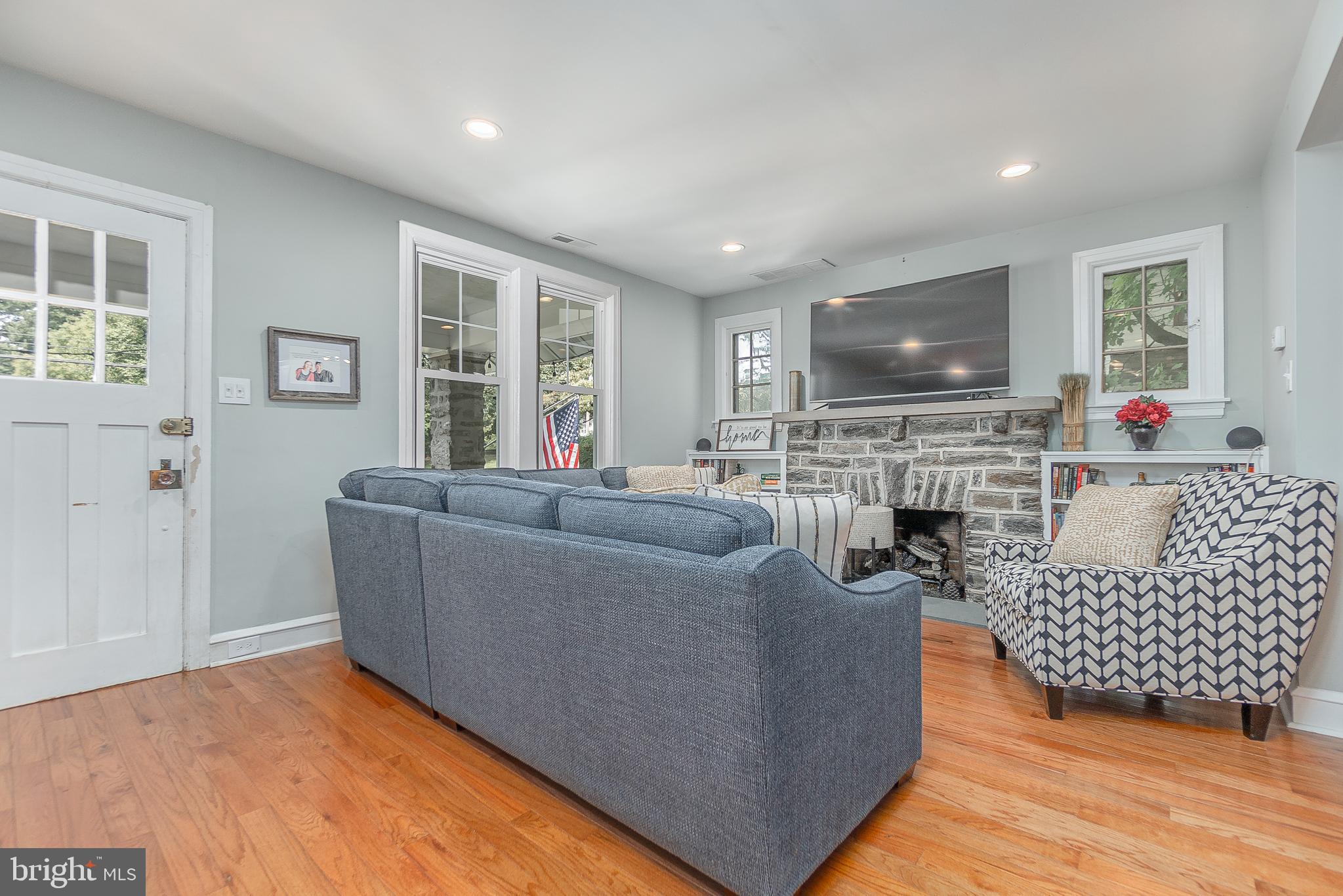 57 Saxer Avenue Springfield, PA 19064 - Photo 11 of 54