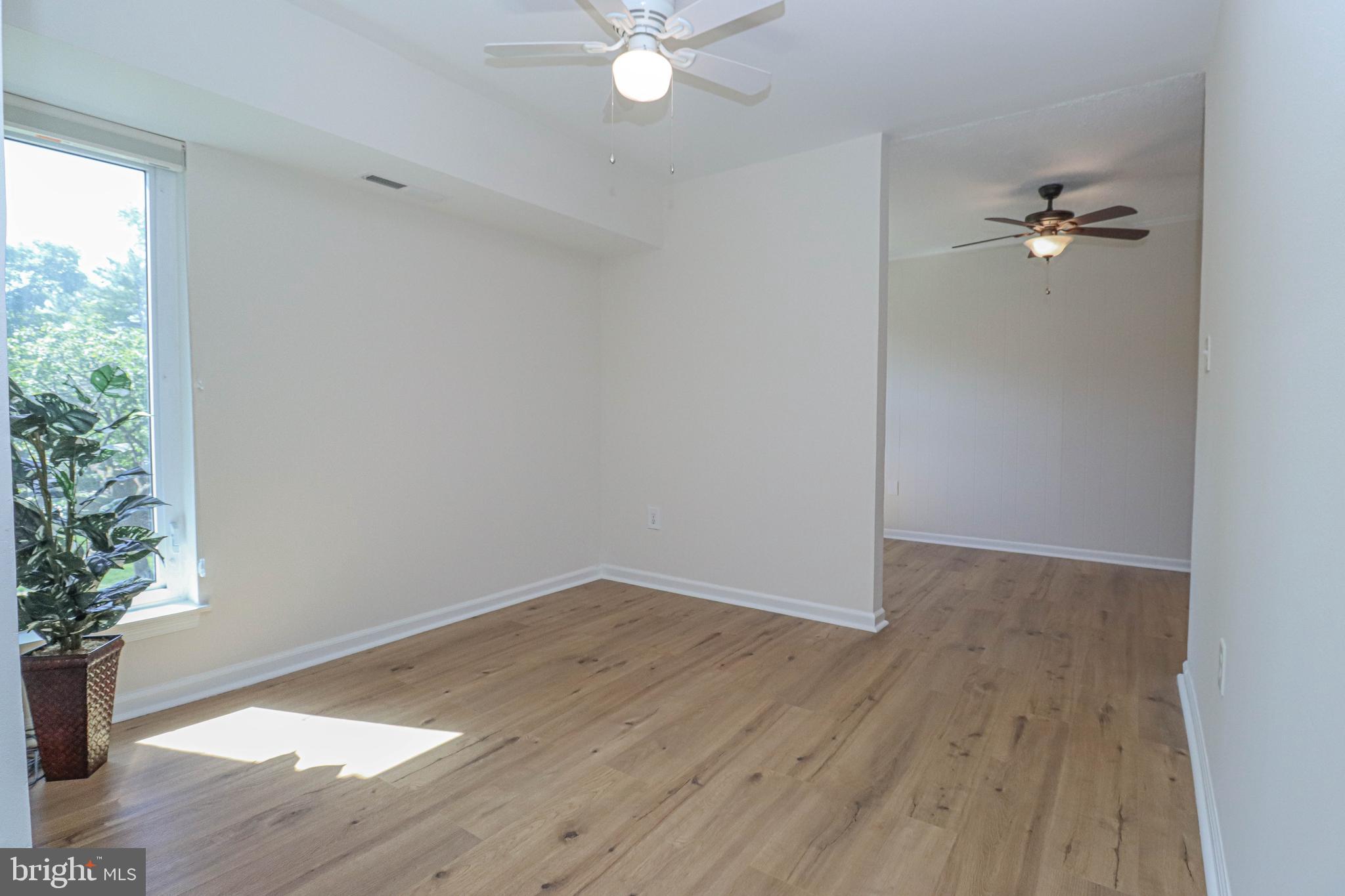 140 Georgetown Road, Unit 10 Annapolis, MD 21403 - Photo 13 of 43 Formal Dining or Flex Space