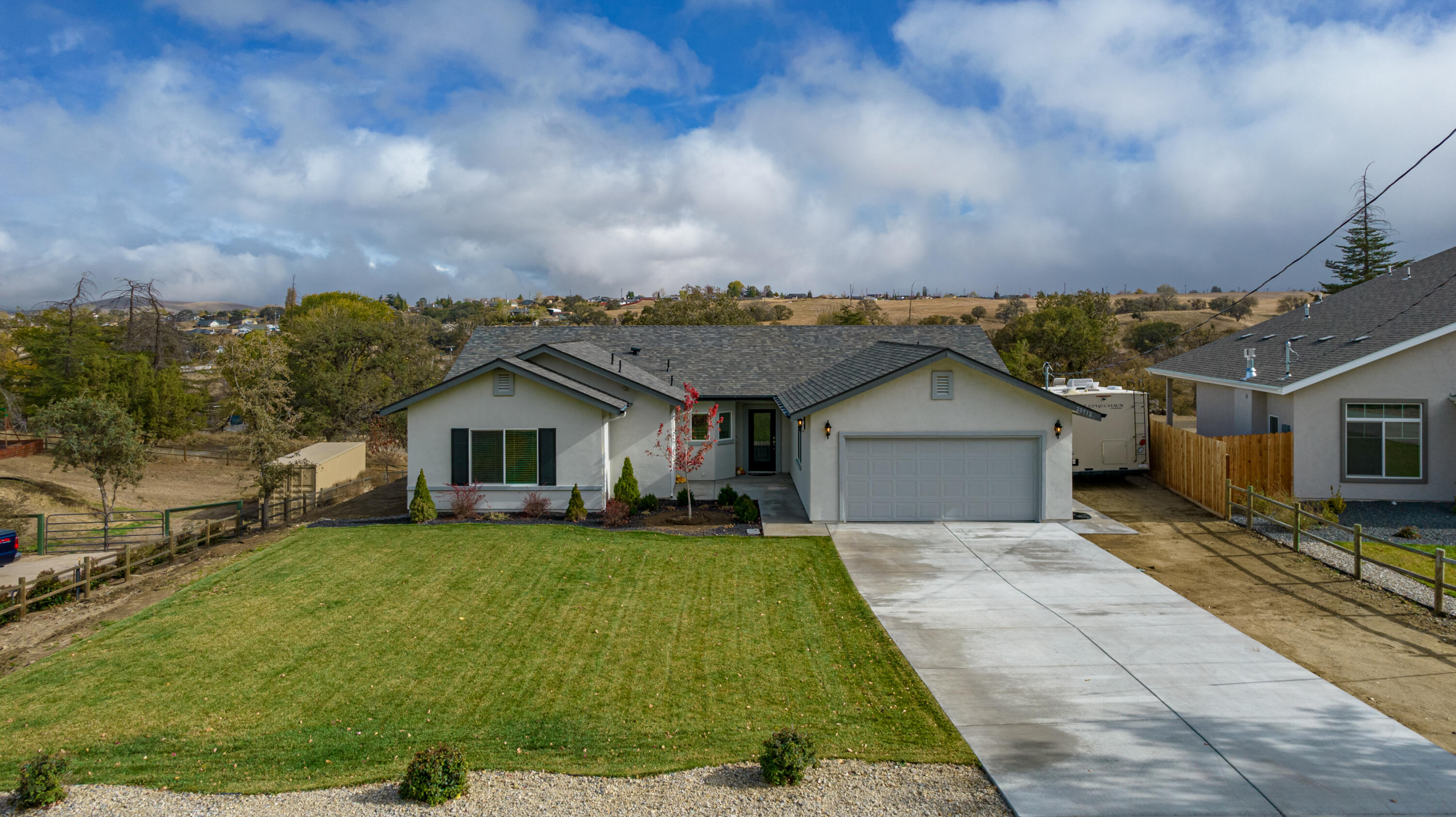 20912 Ridgeway Drive Tehachapi, CA 93561 - Photo 3 of 38 DJI_0085