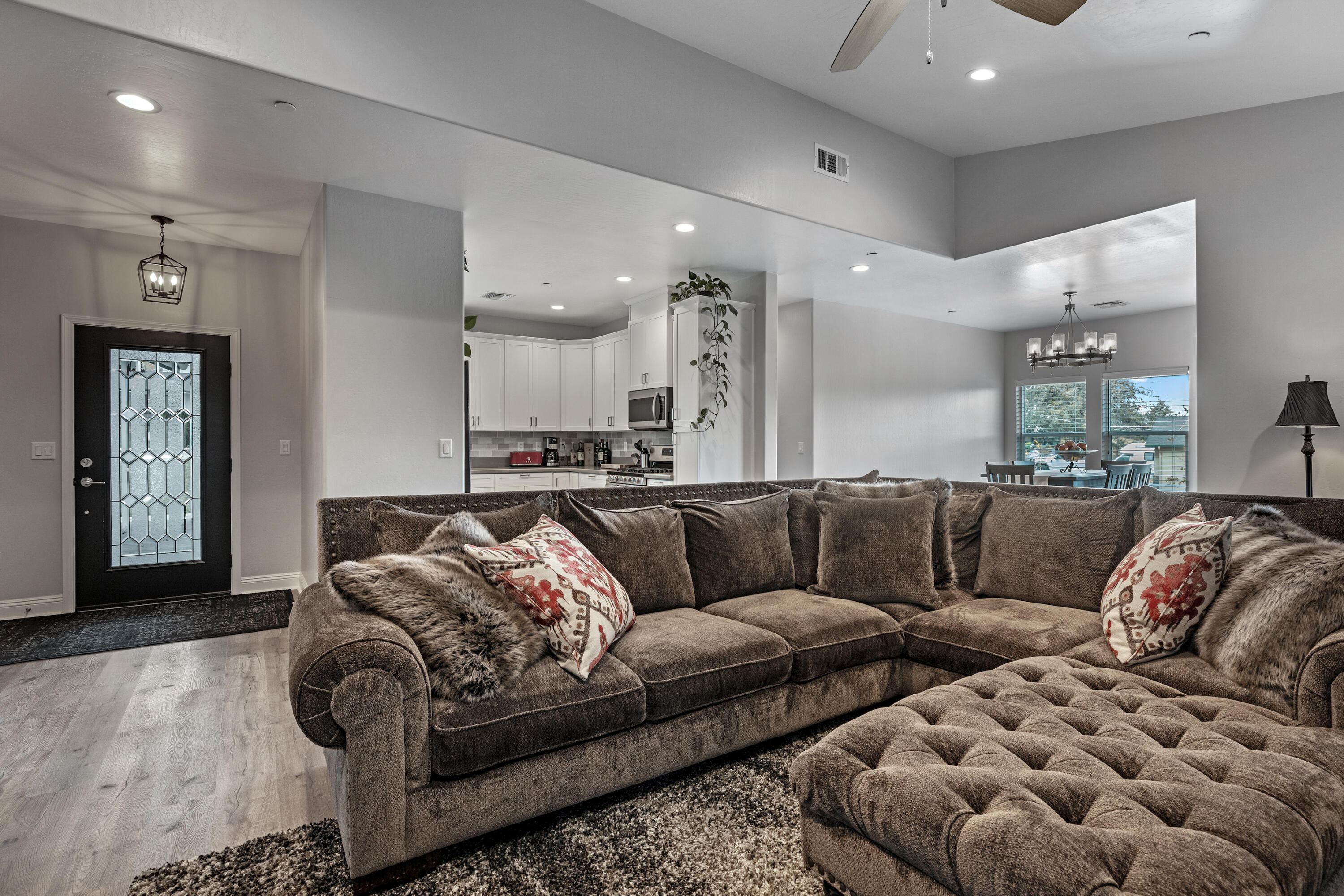 20912 Ridgeway Drive Tehachapi, CA 93561 - Photo 8 of 38 A56A8078