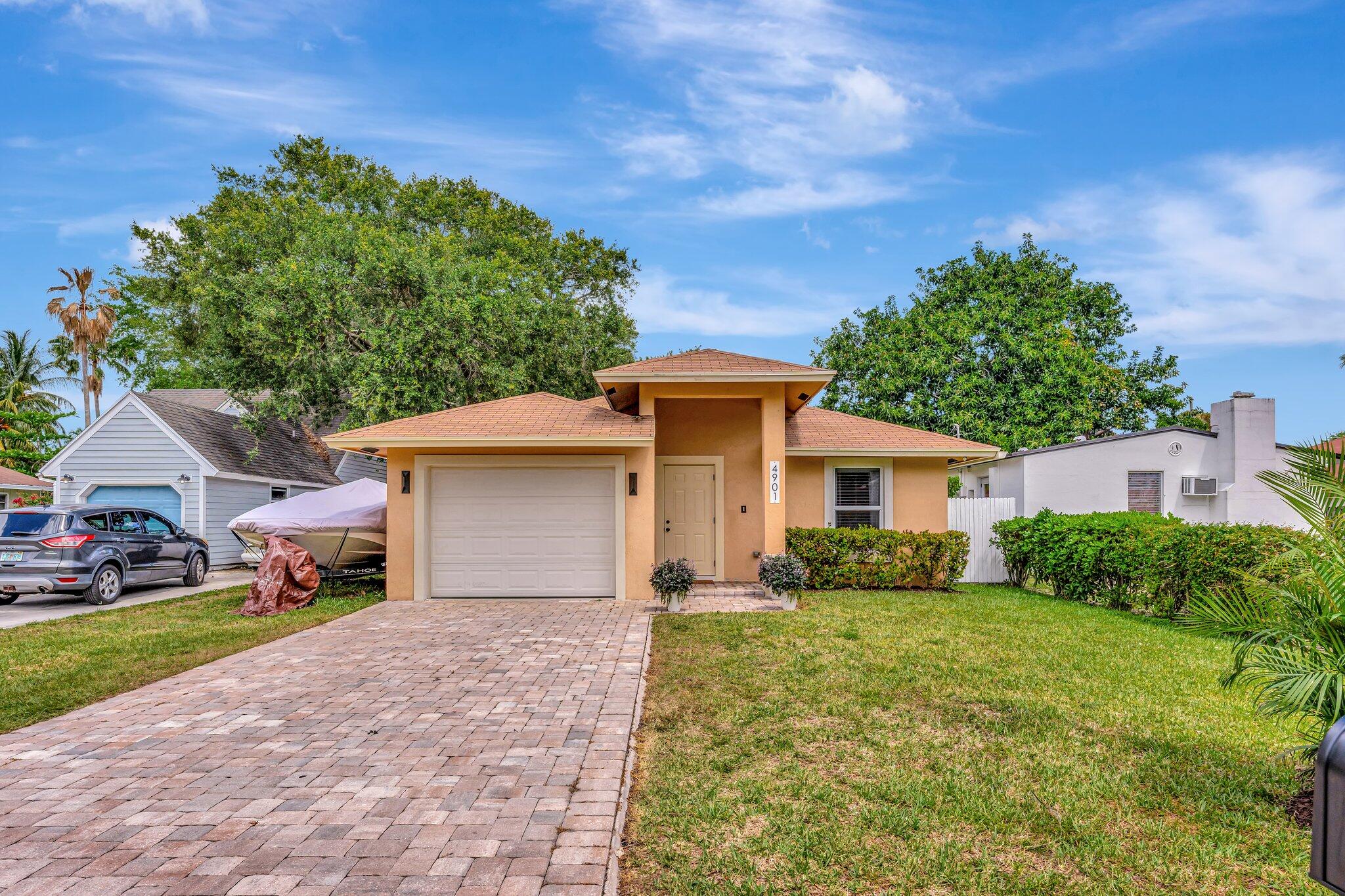4901 Lincoln Road Delray Beach, FL 33445 - Photo 2 of 56 17-web-or-mls-DSC02453