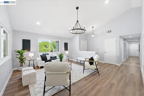 $949,999 | 165 Rosario Court, San Ramon, CA 94583