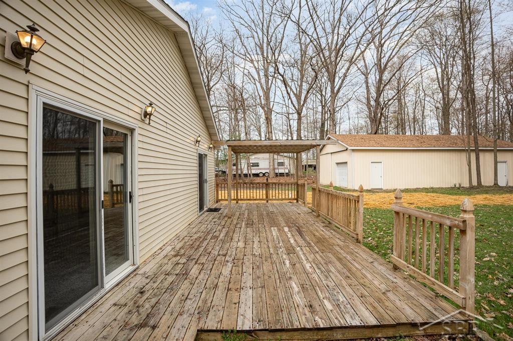 600 West Stewart Road Midland, MI 48640 - Photo 22 of 26 50106717-21.JPG