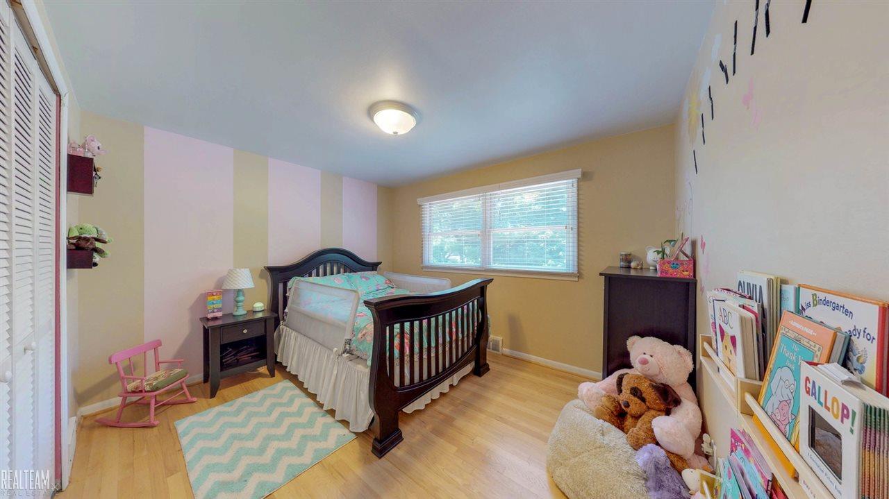 6138 Deguise Court Rochester Hills, MI 48306 - Photo 23 of 35
