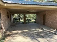 $138,500 | 916 Grenada Boulevard, Greenwood, MS 38930