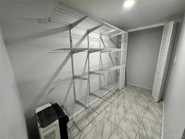 $1,900 | 245 Glenhill Avenue, Unit 1, Yonkers, NY 10701