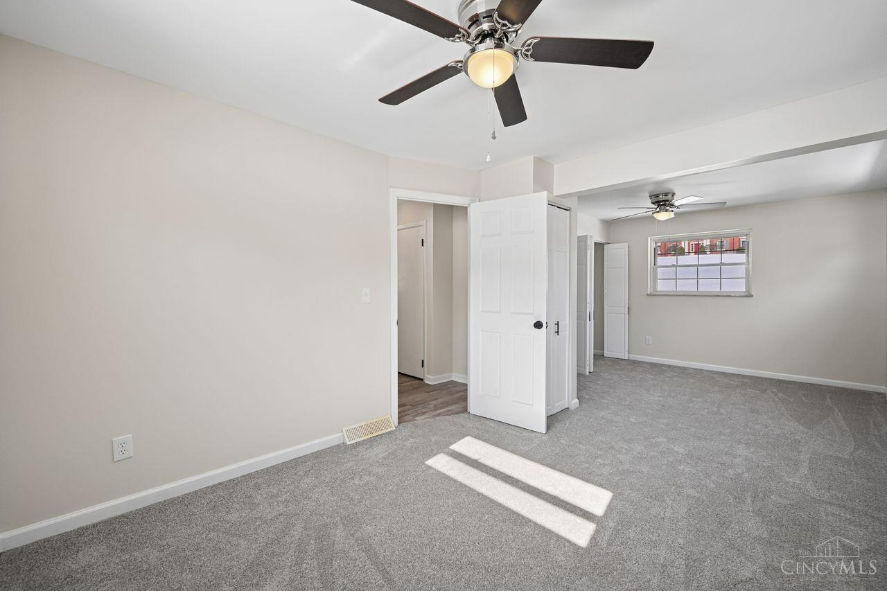 4457 Delhi Road Cincinnati, OH 45238 - Photo 12 of 34 Gallery Image 12