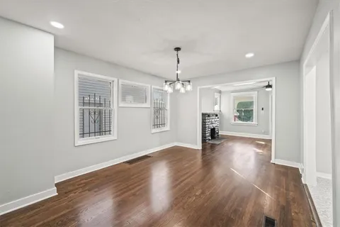 $180,000 | 3925 South Benton Avenue, Kansas City, MO 64130