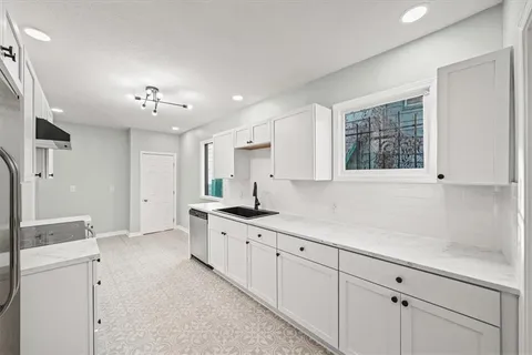 $180,000 | 3925 South Benton Avenue, Kansas City, MO 64130