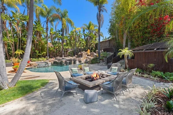 $4,288,000 | 1056 Woodside Way, Del Mar, CA 92014