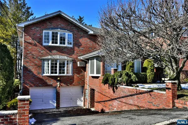 $4,500 | 411 10th Street, Unit 1, Palisades Park, NJ 07650