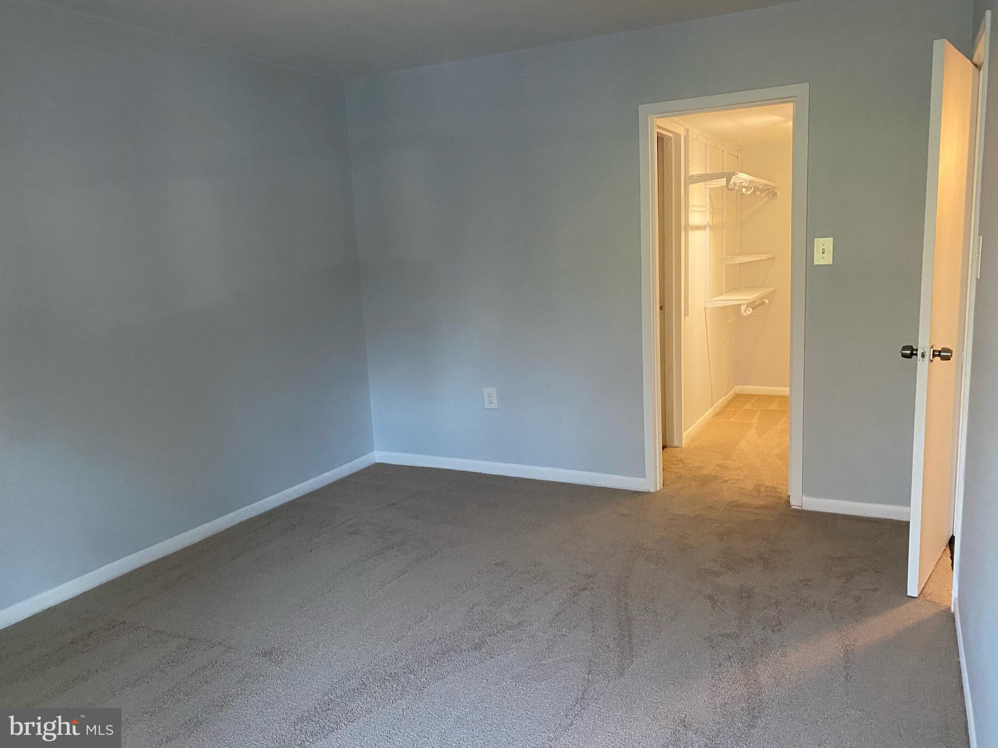 1430 Northgate Square, Unit 11B Reston, VA 20190 - Photo 15 of 25 Primary bedroom