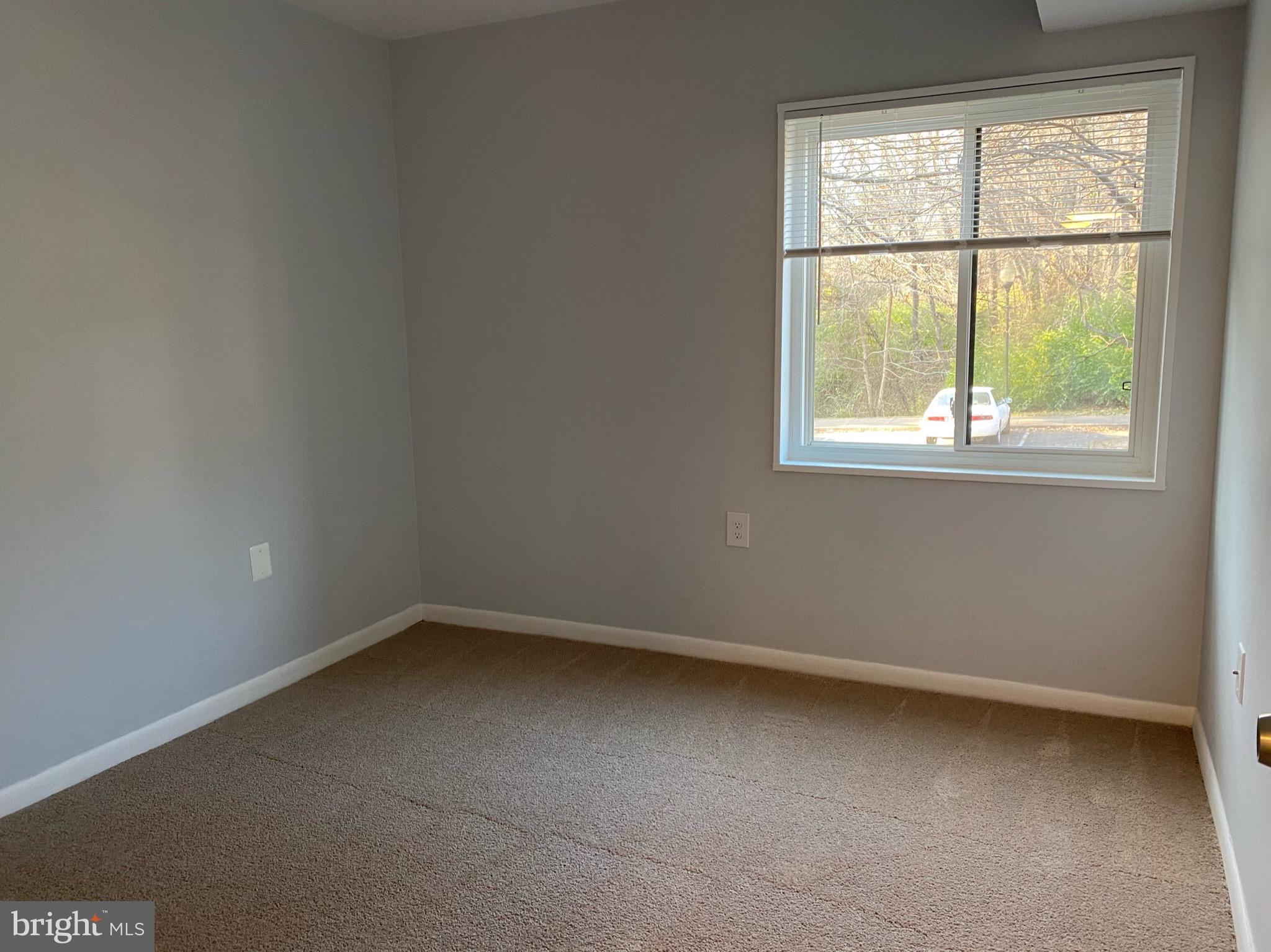 1430 Northgate Square, Unit 11B Reston, VA 20190 - Photo 19 of 25 Secondary bedroom