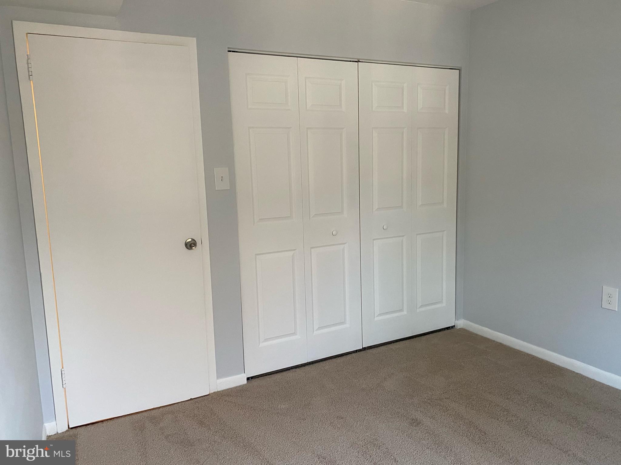 1430 Northgate Square, Unit 11B Reston, VA 20190 - Photo 20 of 25 Secondary bedroom