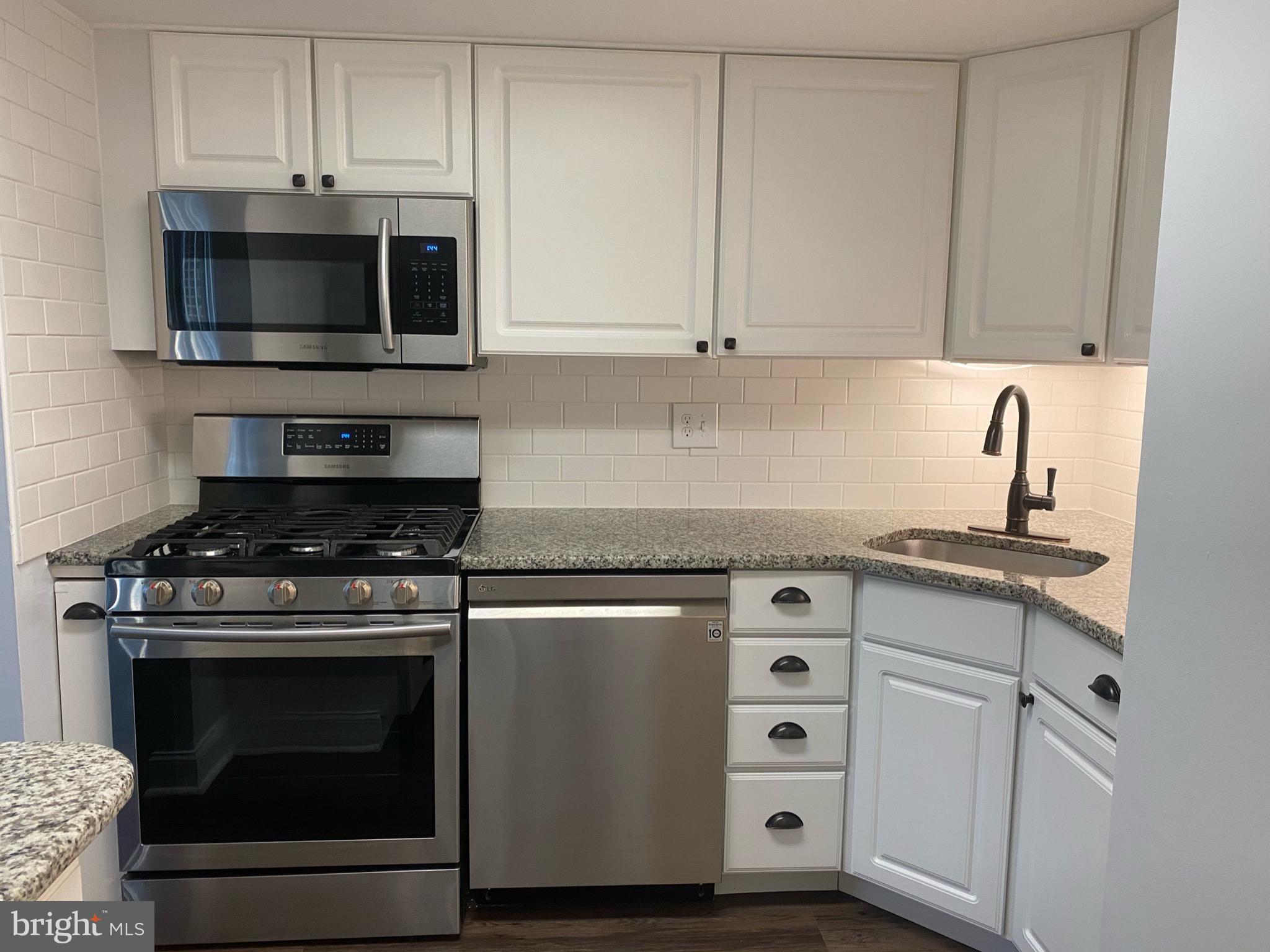 1430 Northgate Square, Unit 11B Reston, VA 20190 - Photo 9 of 25 Gallery Image 9