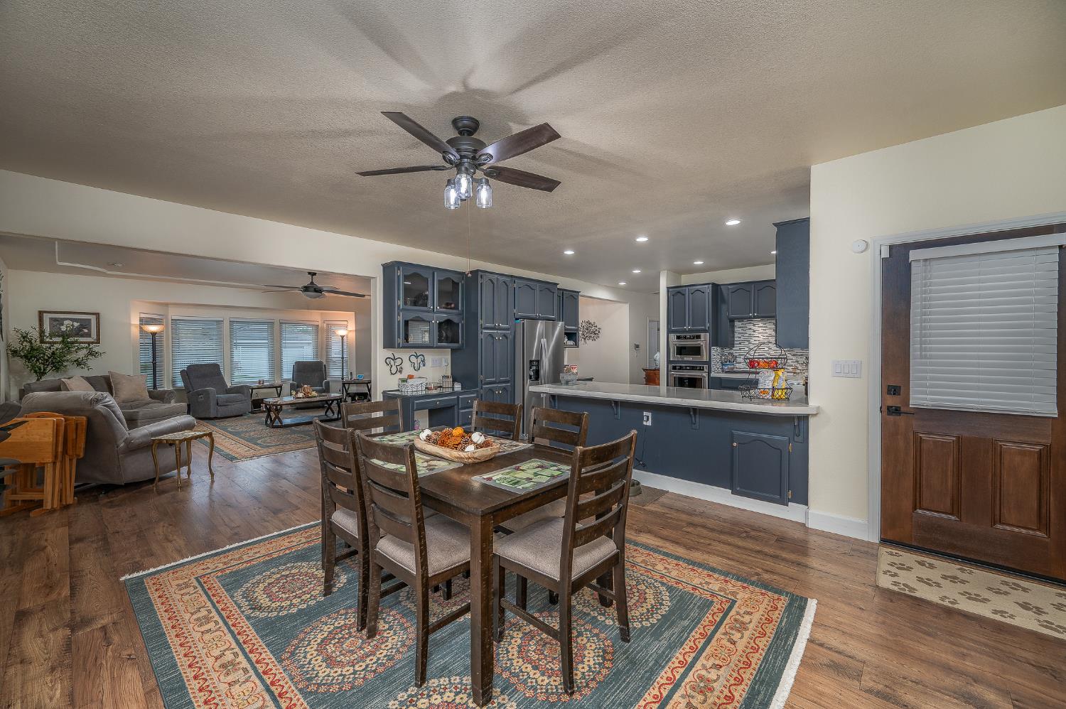 1850 Hammond Drive Turlock, CA 95382 - Photo 17 of 57 a view of a dining room with furniture