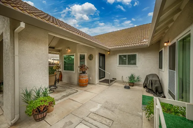 front view of house with a yard