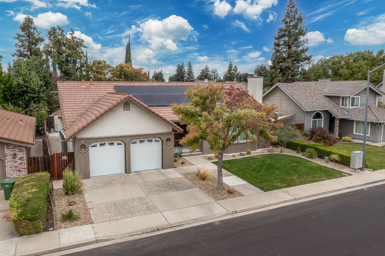 1850 Hammond Drive Turlock, CA 95382 - Photo 6 of 57 front view of a house with a yard