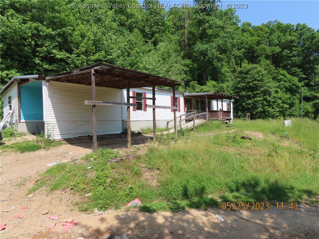 424 East Fork Road Harts, WV 25524 - Photo 1 of 16 Gallery Image 1