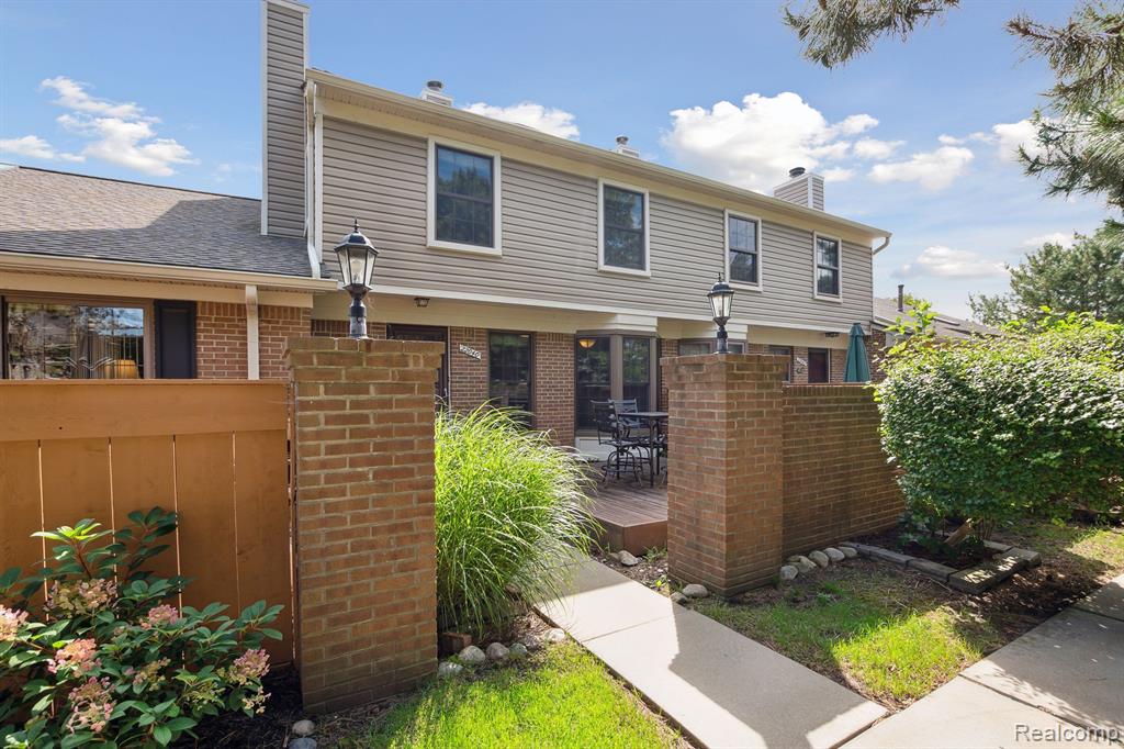 22040 Edgewater Novi, MI 48375 - Photo 2 of 44