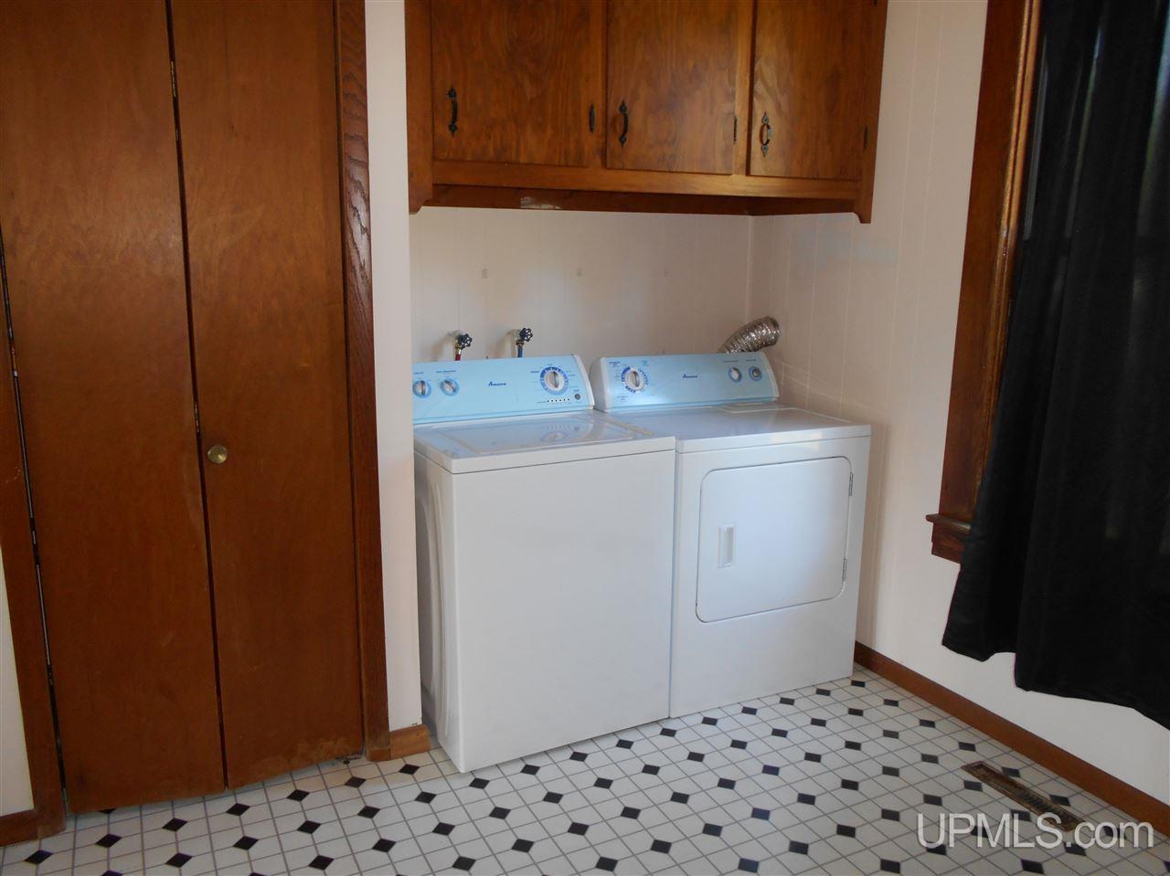 4805 Hendrickson Road Manistique, MI 49854 - Photo 14 of 18 Gallery Image 14