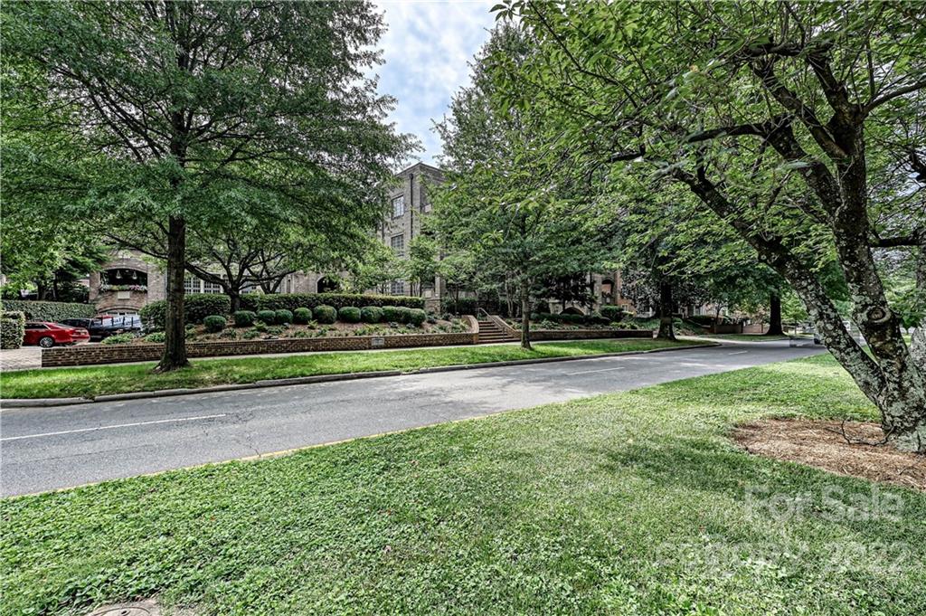 255 Queens Road Charlotte, NC 28204 - Photo 33 of 36 Gallery Image 33