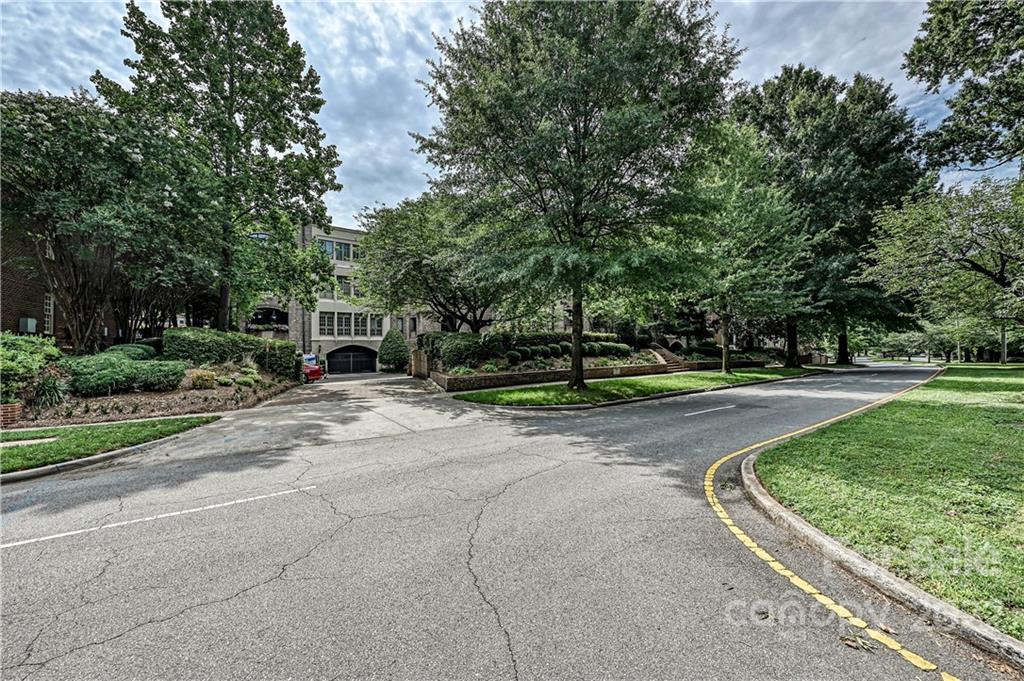255 Queens Road Charlotte, NC 28204 - Photo 34 of 36 Gallery Image 34