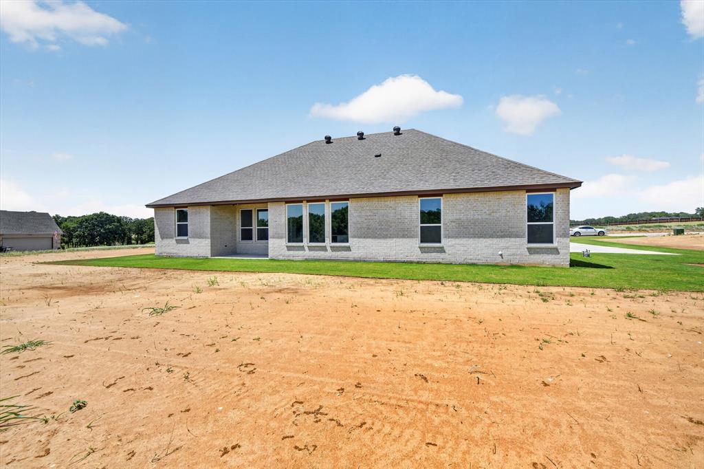 1026 Colt Road Springtown, TX 76082 - Photo 37 of 40 Gallery Image 37