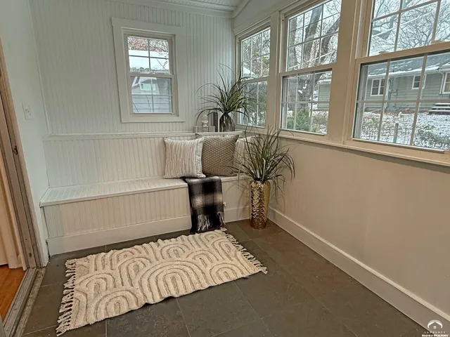 $399,900 | 917 Sunset Drive, Lawrence, KS 66044