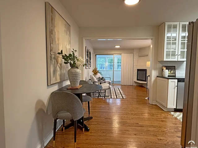 $399,900 | 917 Sunset Drive, Lawrence, KS 66044