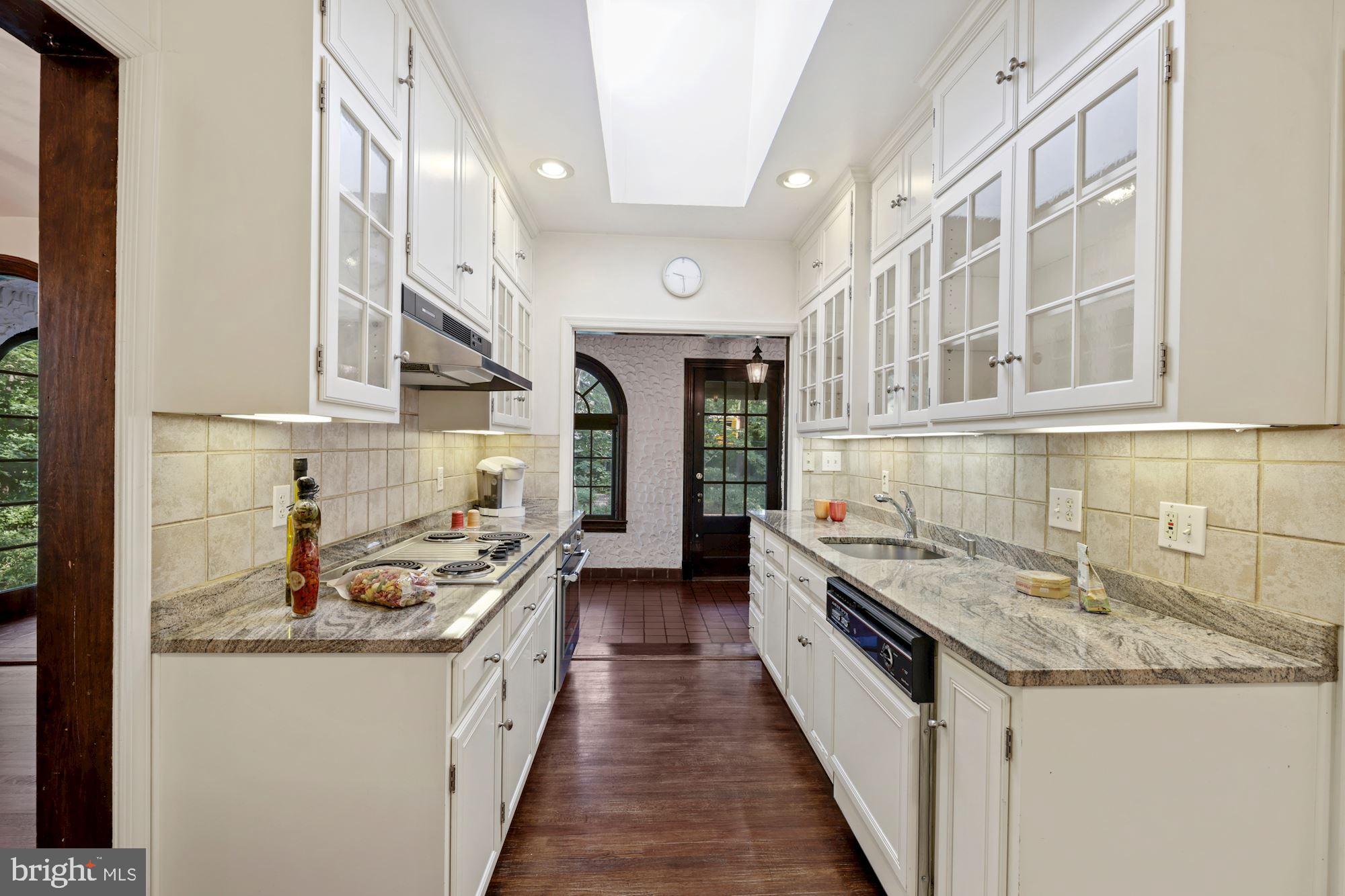 429 Hamilton Avenue Silver Spring, MD 20901 - Photo 18 of 76