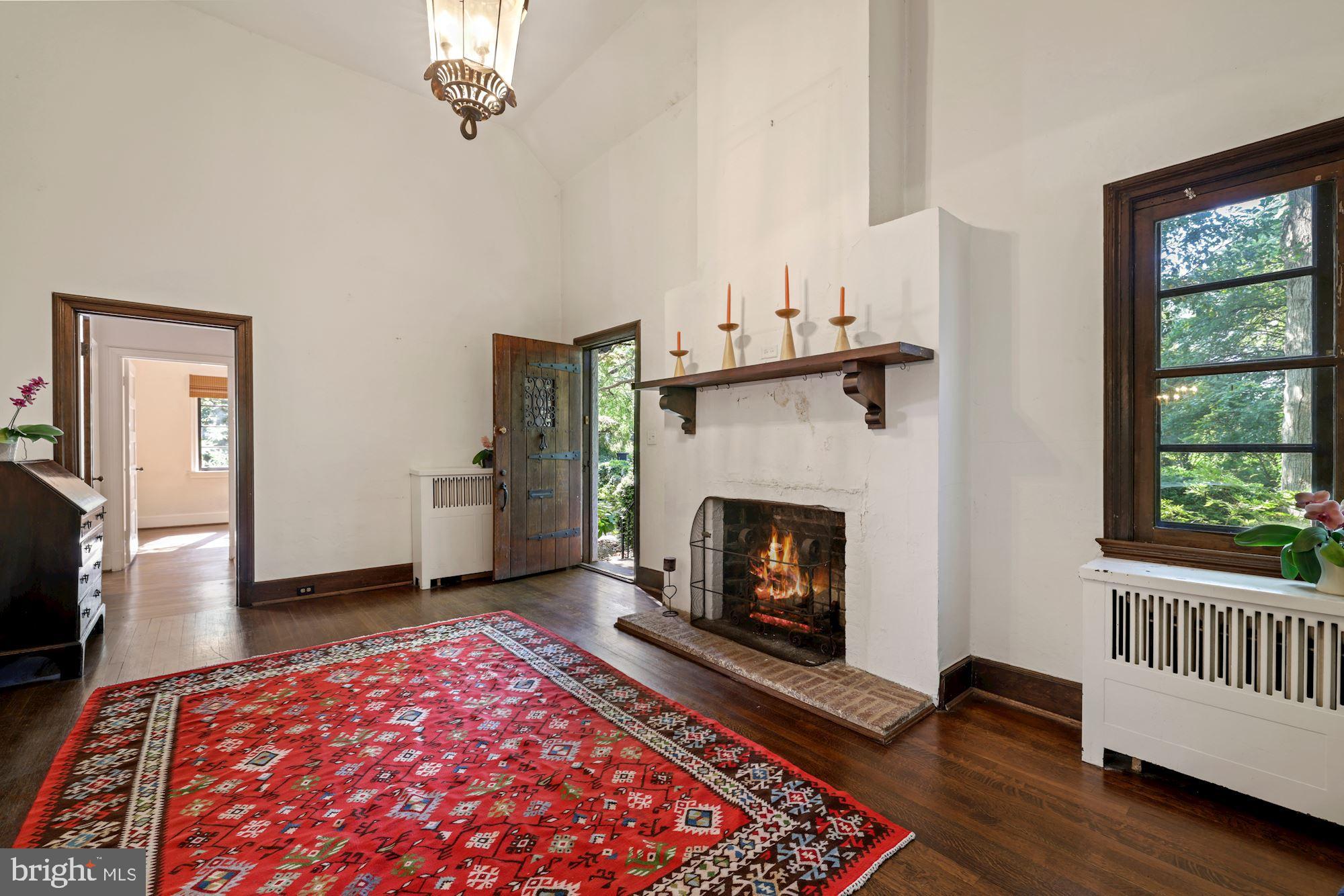 429 Hamilton Avenue Silver Spring, MD 20901 - Photo 5 of 76