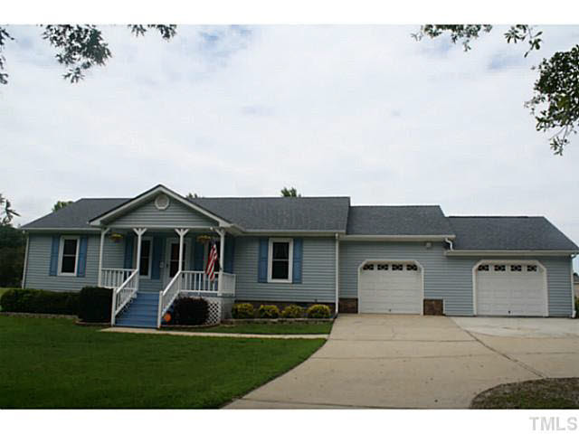 Welcome home to this lovely, well-maintained 3 bedroom, 2 bath home with 2 individual bay garages. Each room in this home features a ceiling fan for your convenience and comfort. Exterior Front