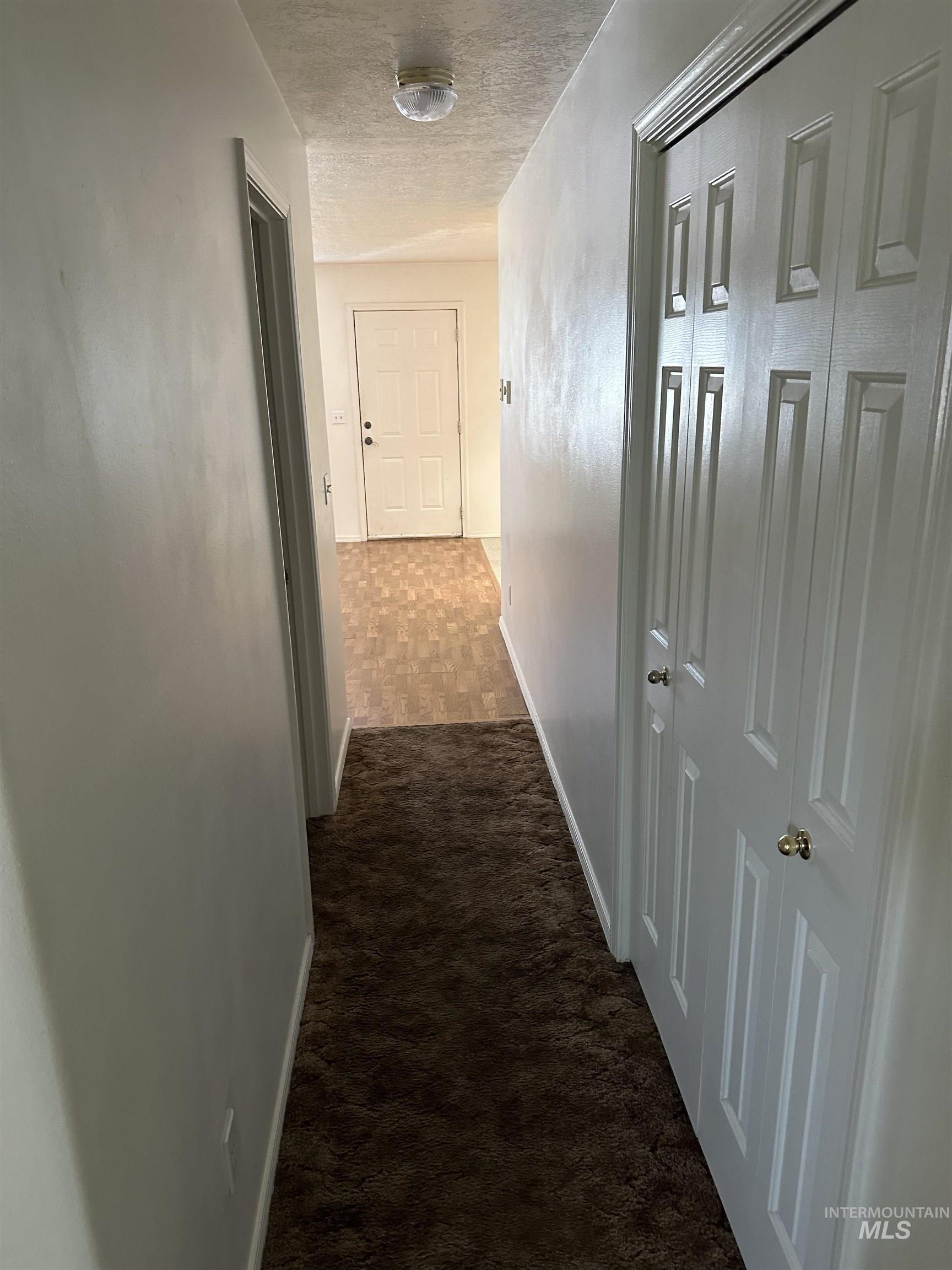 2140 Elizabeth Boulevard Twin Falls, ID 83301 - Photo 2 of 13