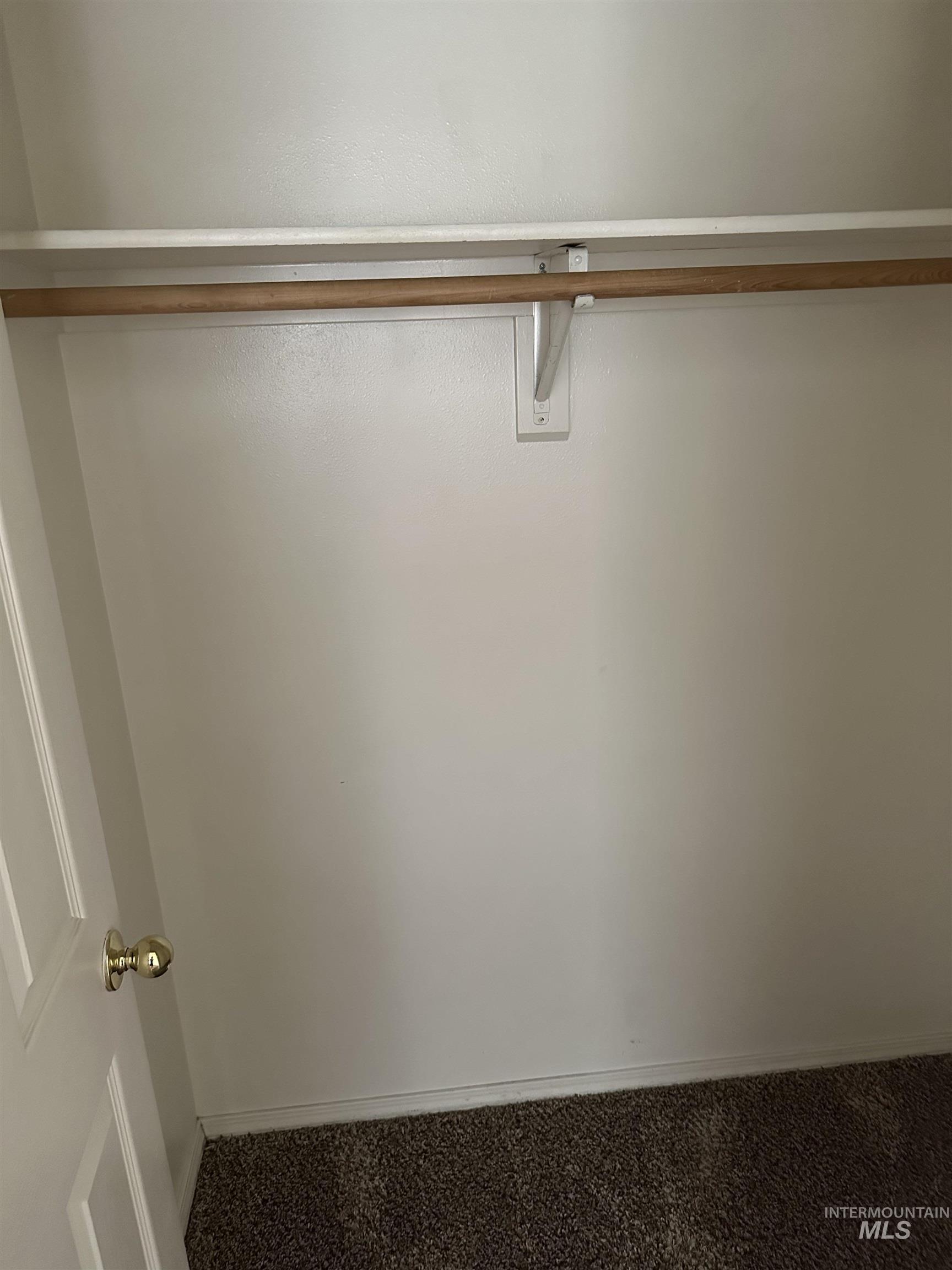 2140 Elizabeth Boulevard Twin Falls, ID 83301 - Photo 4 of 13