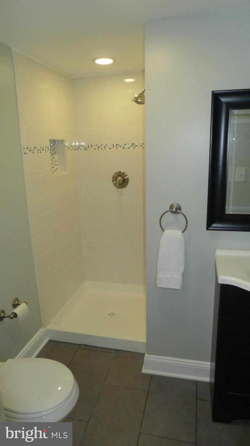 921 Arncliffe Road Baltimore, MD 21221 - Photo 21 of 30 Basement Bath