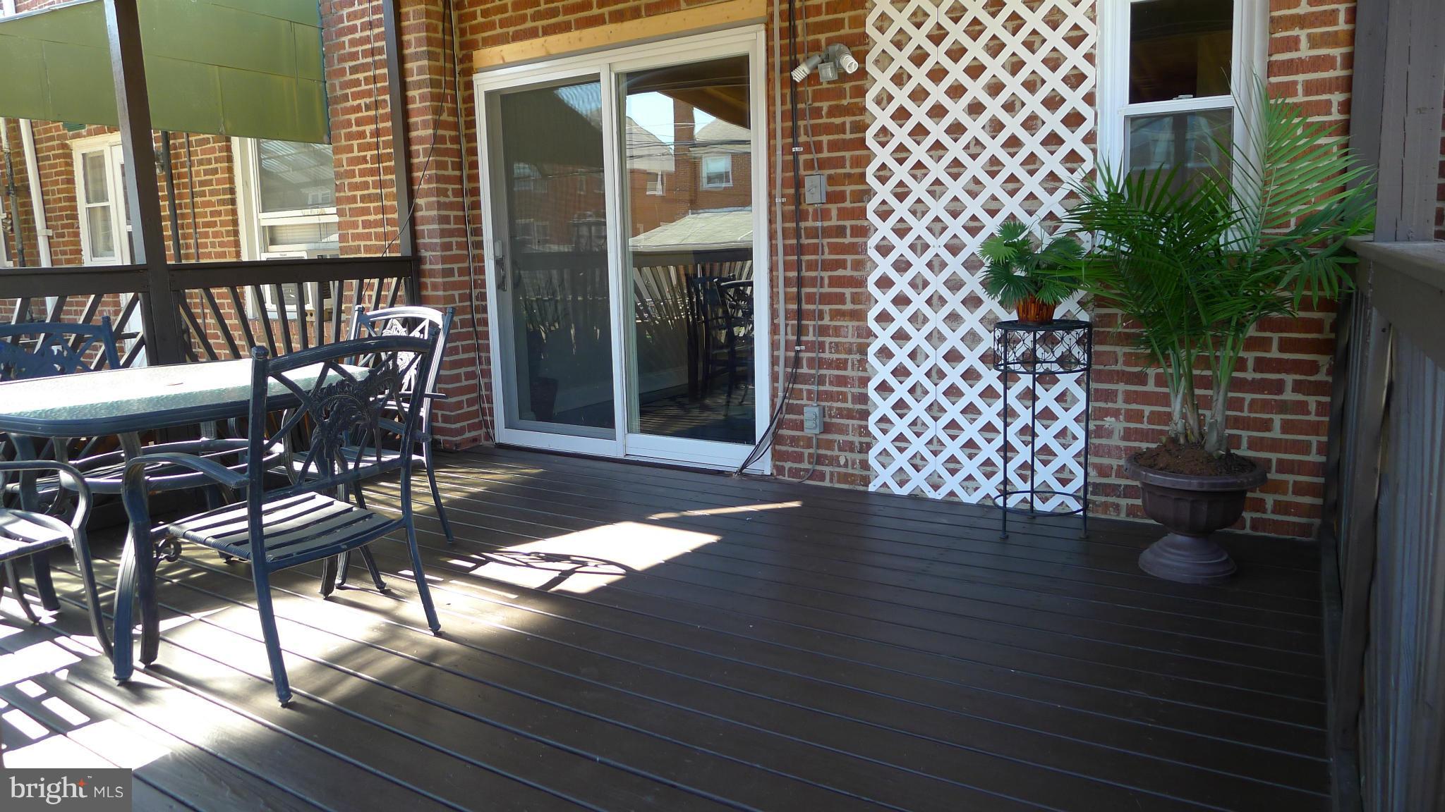 921 Arncliffe Road Baltimore, MD 21221 - Photo 27 of 30 Deck