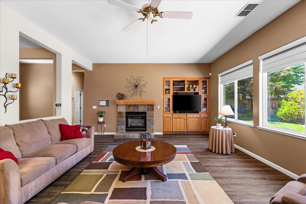1751 Daniel Drive Ripon, CA 95366 - Photo 17 of 57