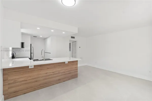 $3,975 | 3597 Southwest 17th Street, Unit 3597, Miami, FL 33145