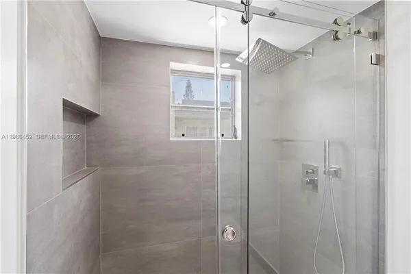 $3,975 | 3597 Southwest 17th Street, Unit 3597, Miami, FL 33145
