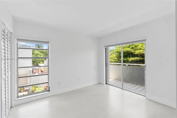 $3,975 | 3597 Southwest 17th Street, Unit 3597, Miami, FL 33145