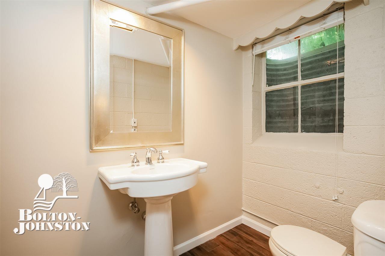 120 Stephens Road Grosse Pointe, MI 48236 - Photo 43 of 57 31294817-42.JPG