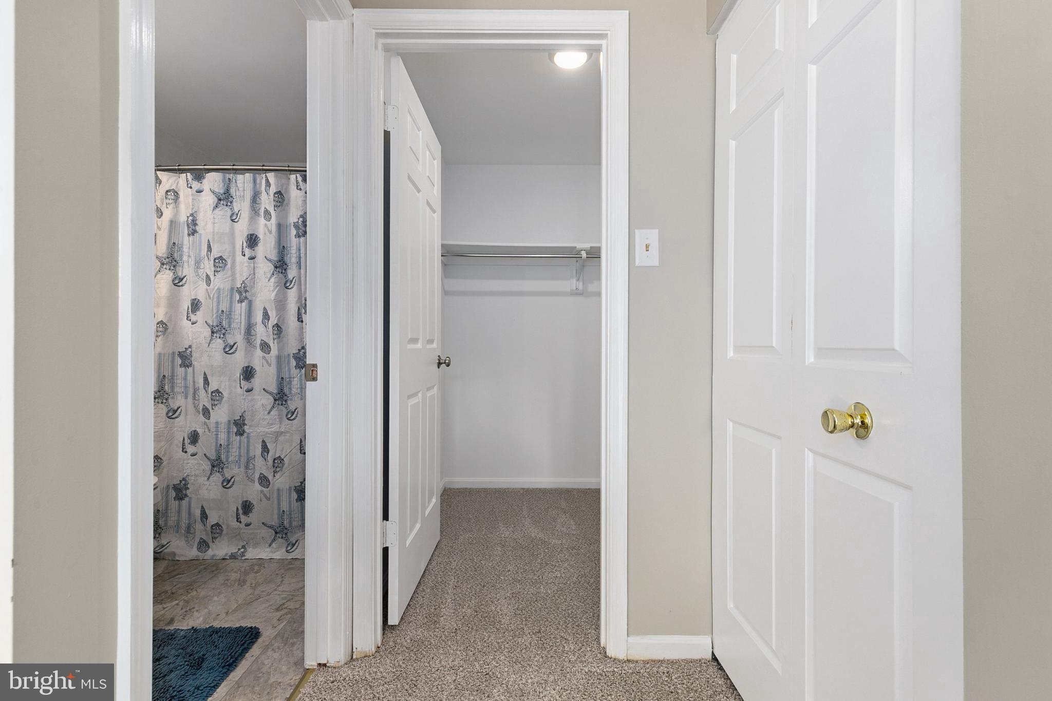 913 Pointer Ridge Drive Gaithersburg, MD 20878 - Photo 31 of 51 Gallery Image 31