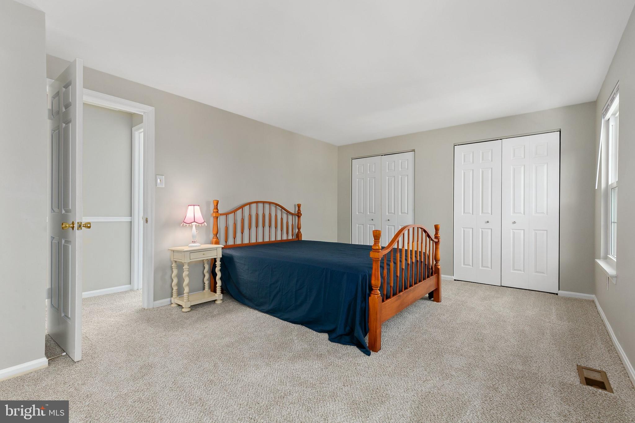 913 Pointer Ridge Drive Gaithersburg, MD 20878 - Photo 41 of 51 Gallery Image 41
