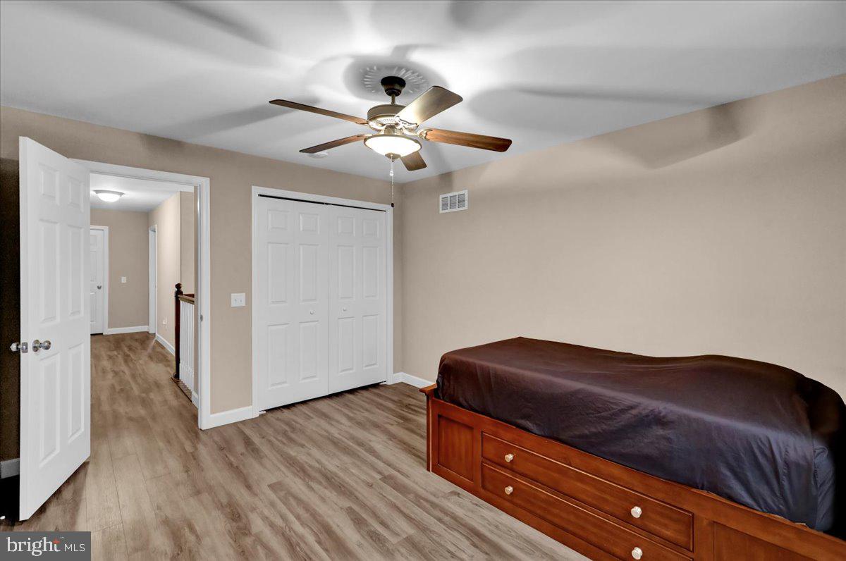 640 Ebersole Road Reading, PA 19605 - Photo 19 of 27 2nd floor 5th bedroom
